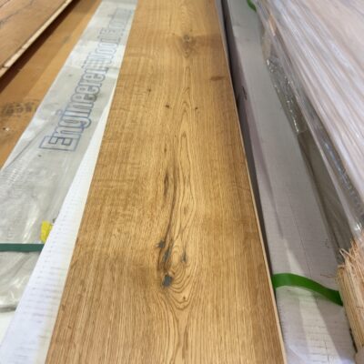 190X20/6MM EUROPEAN OAK NATURAL COLOUR ENGINEERED FLOORING- (72 BOXES X 1.444 M2)