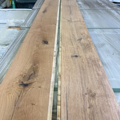 190X14/3MM EUROPEAN OAK NATURAL COLOUR ENGINEERED FLOORING- (50 BOXES X 2.166 M2)