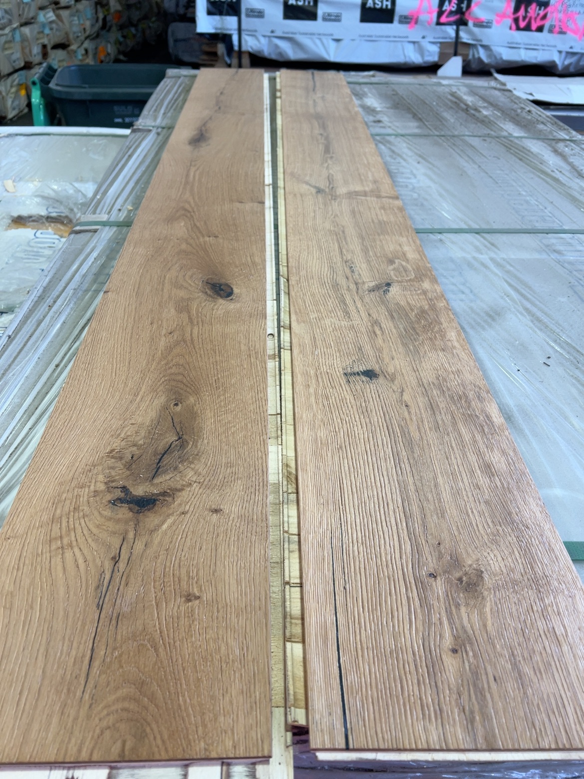 190X14/3MM EUROPEAN OAK NATURAL COLOUR ENGINEERED FLOORING- (50 BOXES X 2.166 M2) 190X14/3MM EUROPEAN OAK NATURAL COLOUR ENGINEERED FLOORING- (50 BOXES X 2.166 M2)