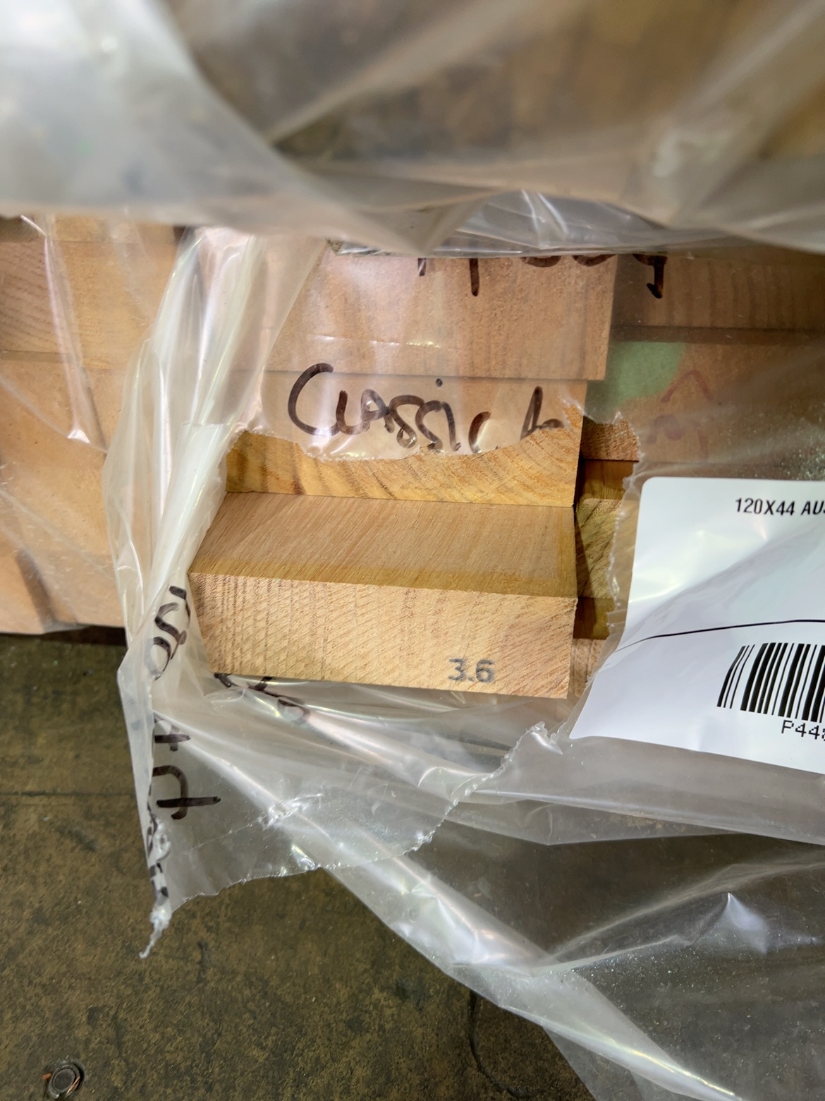 120X44 AUS OAK DAR CLASSIC KD HARDWOOD 120X44 AUS OAK DAR CLASSIC KD HARDWOOD