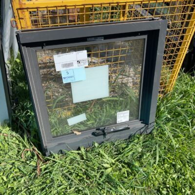 860X850 ALUMINIUM AWNING WINDOW-(NO REVEALS) 860X850 ALUMINIUM AWNING WINDOW-(NO REVEALS)