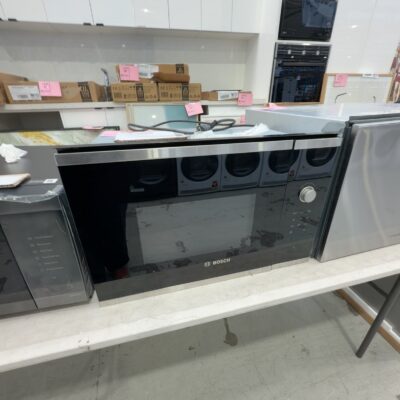 UNBOXED BRAND NEW BOSCH BFL553MSOA BUILT IN MICROWAVE OVEN, BLACK S/STEEL DESIGN, 25 LITRE WITH 12 MONTH WARRANTY