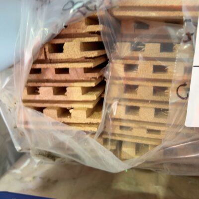 81X19 GLACIAL OAK KD HARDWOOD TRIPLE CASTELLATION MOULDING