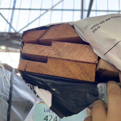 144X33 AUS OAK CLASSIC KD HARDWOOD STILES