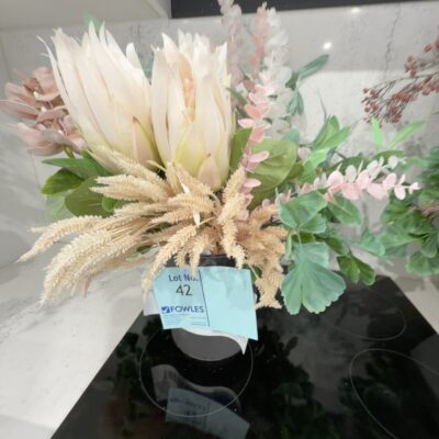 EX STAGING - LARGE FAUX FLORAL ARRANGEMENT IN A POT, SOLD AS IS EX STAGING - LARGE FAUX FLORAL ARRANGEMENT IN A POT, SOLD AS IS