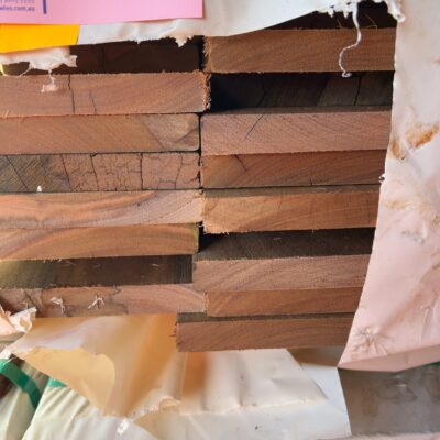 135X19 SPOTTED GUM FEATURE GRADE DECKING- (PACK CONSISTS OF RANDOM SHORT LENGTHS)