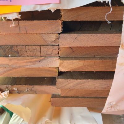 135X19 SPOTTED GUM FEATURE GRADE DECKING- (PACK CONSISTS OF RANDOM SHORT LENGTHS)
