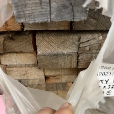 72X32.5 AUS OAK DAR UTE WEATHERED KD HARDWOOD-160/1.2