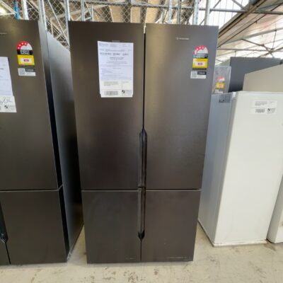 WESTINGHOUSE BLACK WQE5600BB QUAD DOOR FRIDGE, 564 LITRE, 4 STAR ENERGY, FRESHSEAL CRISPER, 896MM WIDE WITH 12 MONTH WARRANTY