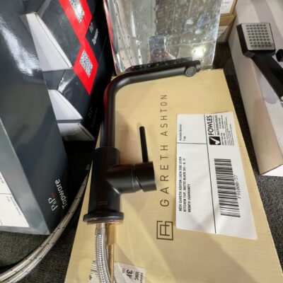 NEW GARETH ASHTON LUCIA SIDE LEVER KITCHEN TAP, MATTE BLACK 3K2-B, 12 MONTH WARRANTY