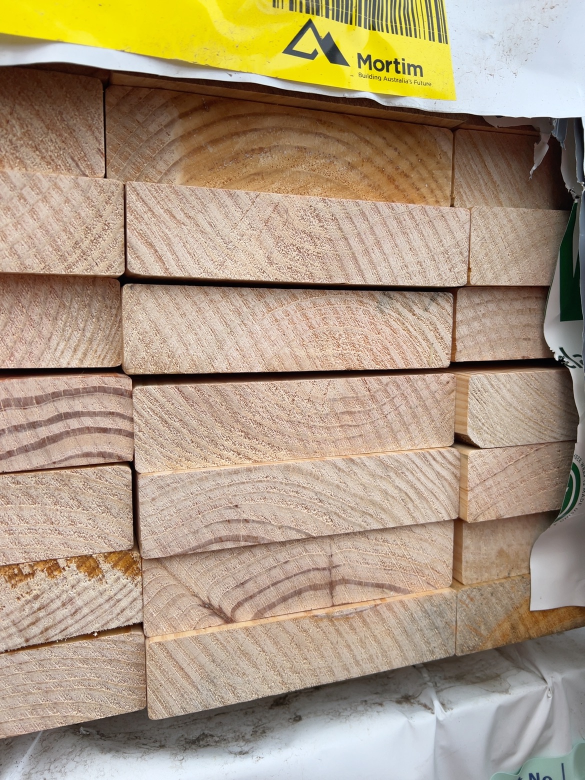 190X45 MGP10 PINE-48/4.8 190X45 MGP10 PINE-48/4.8