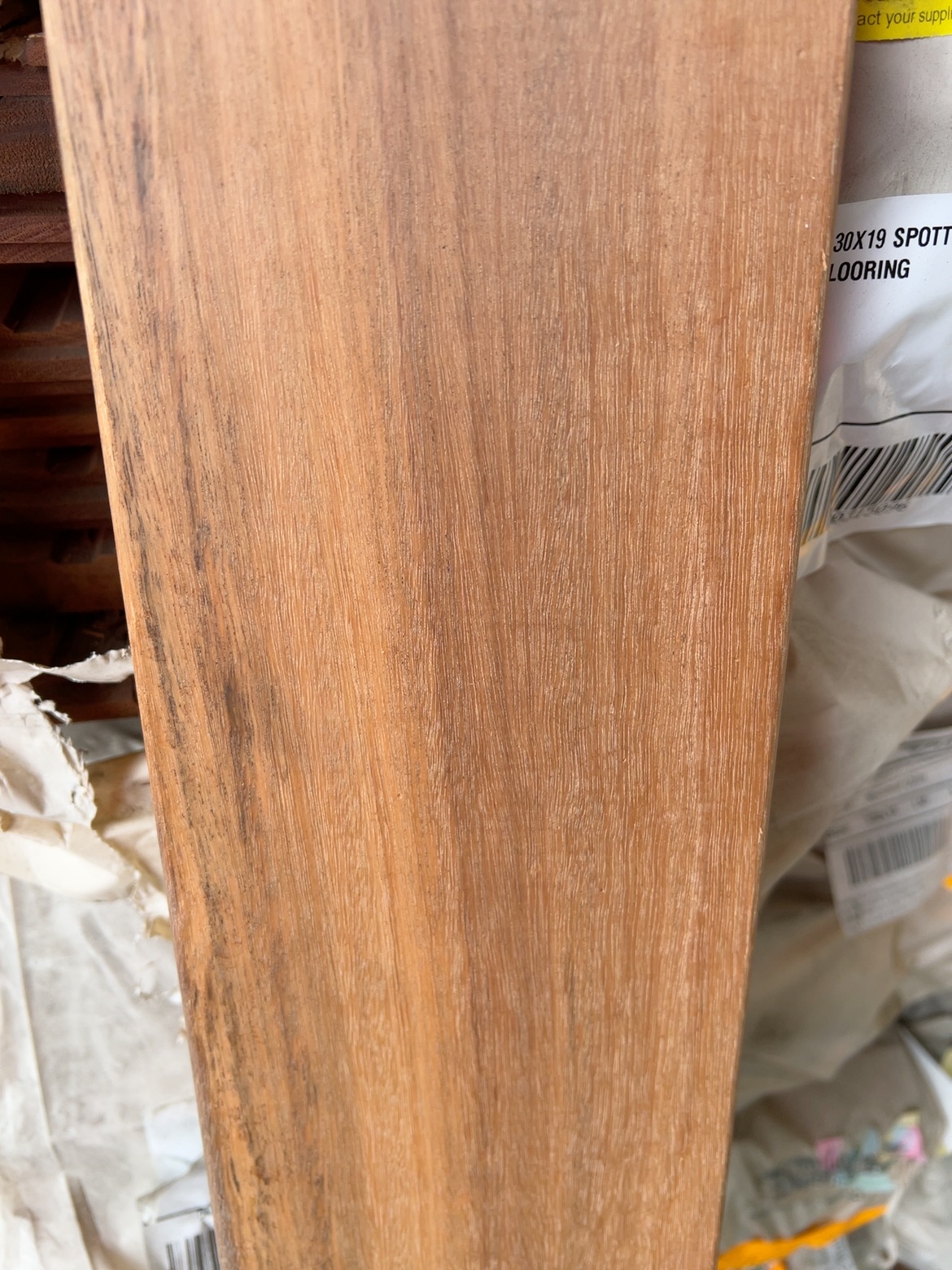 135X19 SPOTTED GUM FEATURE GRADE DECKING- (PACK CONSISTS OF RANDOM SHORT LENGTHS) 135X19 SPOTTED GUM FEATURE GRADE DECKING- (PACK CONSISTS OF RANDOM SHORT LENGTHS)