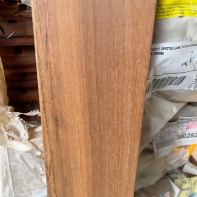 135X19 SPOTTED GUM FEATURE GRADE DECKING- (PACK CONSISTS OF RANDOM SHORT LENGTHS) 135X19 SPOTTED GUM FEATURE GRADE DECKING- (PACK CONSISTS OF RANDOM SHORT LENGTHS)