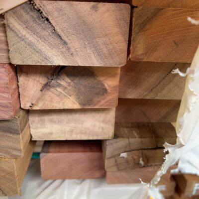 90X45 FEATURE GRADE SPOTTED GUM 90X45 FEATURE GRADE SPOTTED GUM