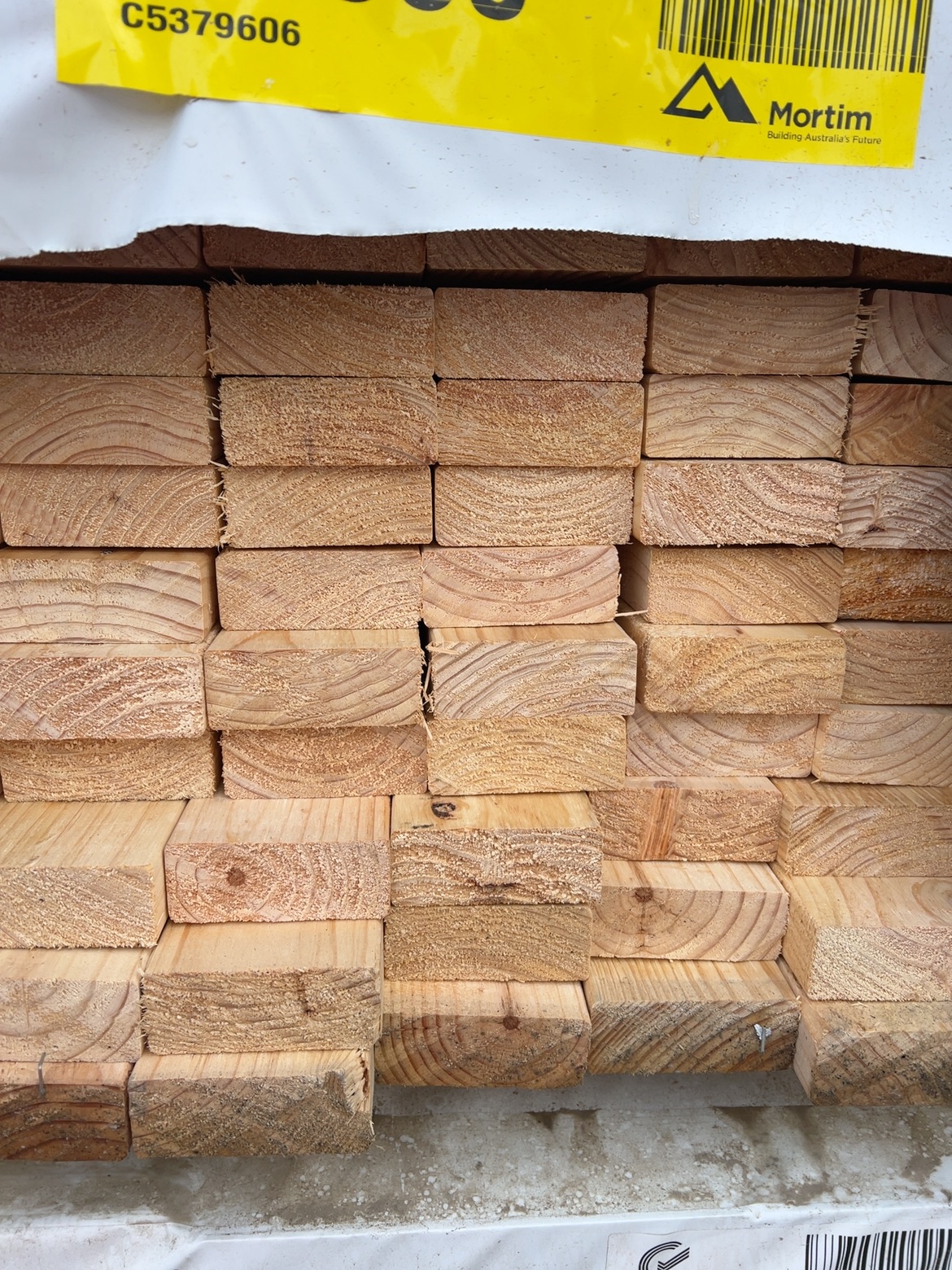 90X35 MGP10 PINE-144/3.6 90X35 MGP10 PINE-144/3.6