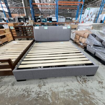 NEW BOXED STOCK - MEMPHIS KING SIZE BEDFRAME, TAPERED HEADBOARD, PLUSH WARWICK FABRIC, WITH STANDARD BASE, ONYX COLOUR GGF2234