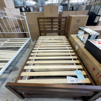 NEW SOMERSET DARK BROWN TIMBER KING SINGLE GUEST BED WITH KING SINGLE SPRUNG LEG TRUNDLE NEW SOMERSET DARK BROWN TIMBER KING SINGLE GUEST BED WITH KING SINGLE SPRUNG LEG TRUNDLE