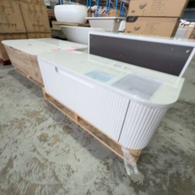 NEW 1200MM WALL HUNG VANITY, PETRA MARK 11 V GROOVE MATTE WHITE WITH CURVED CATO FLAT STONE TOP, RRP$2295 CAWH402-1200/ST26FTNH-1200