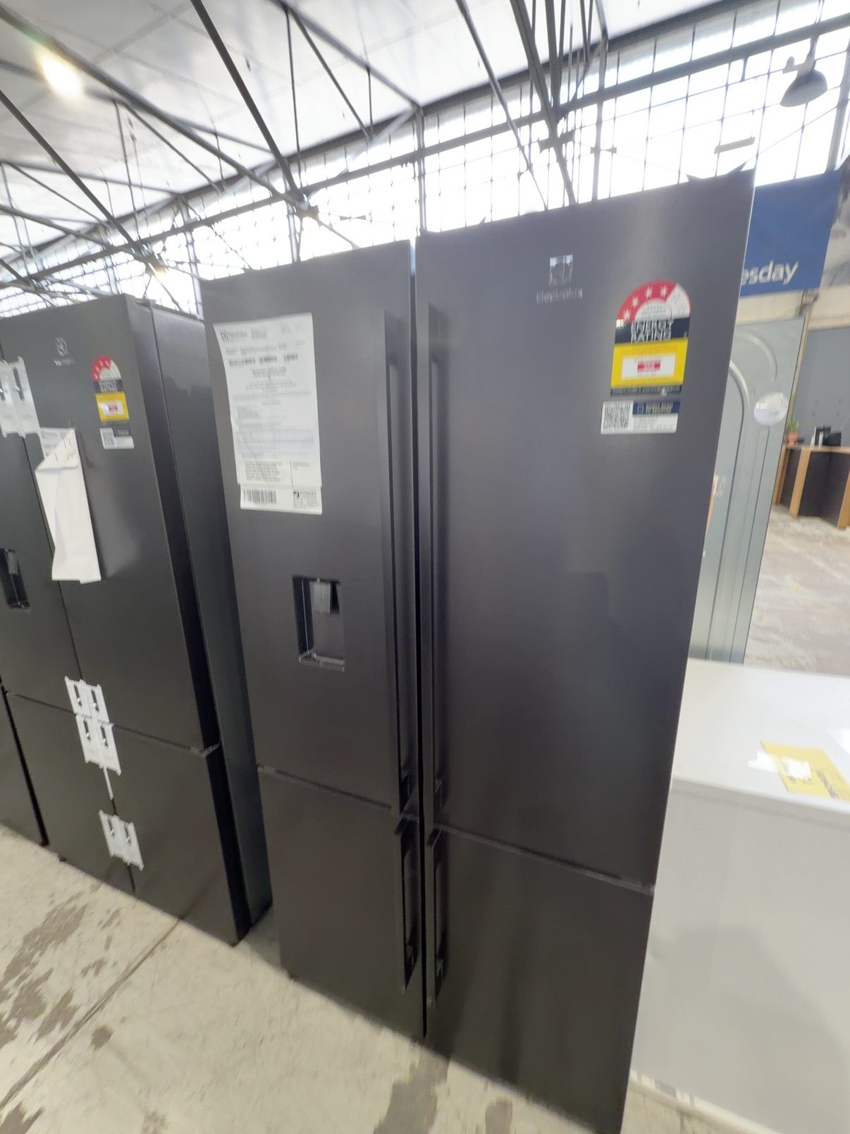 ELECTROLUX EQE5657BA BLACK FRENCH DOOR FRIDGE WITH WATER, TASTESEALPLUS CONVERTIBLE DRAWER ALLOWS YOU TO SWITCH BETEEN FRIDGE & FREEZER MODE, TASTELOCK AUTO CRISPER WITH AUTO HUMIDITY CONTROL KEEPS FOOD FRESHER, 12 MONTH WARRANTY ELECTROLUX EQE5657BA BLACK FRENCH DOOR FRIDGE WITH WATER, TASTESEALPLUS CONVERTIBLE DRAWER ALLOWS YOU TO SWITCH BETEEN FRIDGE & FREEZER MODE, TASTELOCK AUTO CRISPER WITH AUTO HUMIDITY CONTROL KEEPS FOOD FRESHER, 12 MONTH WARRANTY