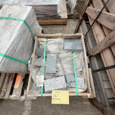 PALLET OF MIXED PAVERS