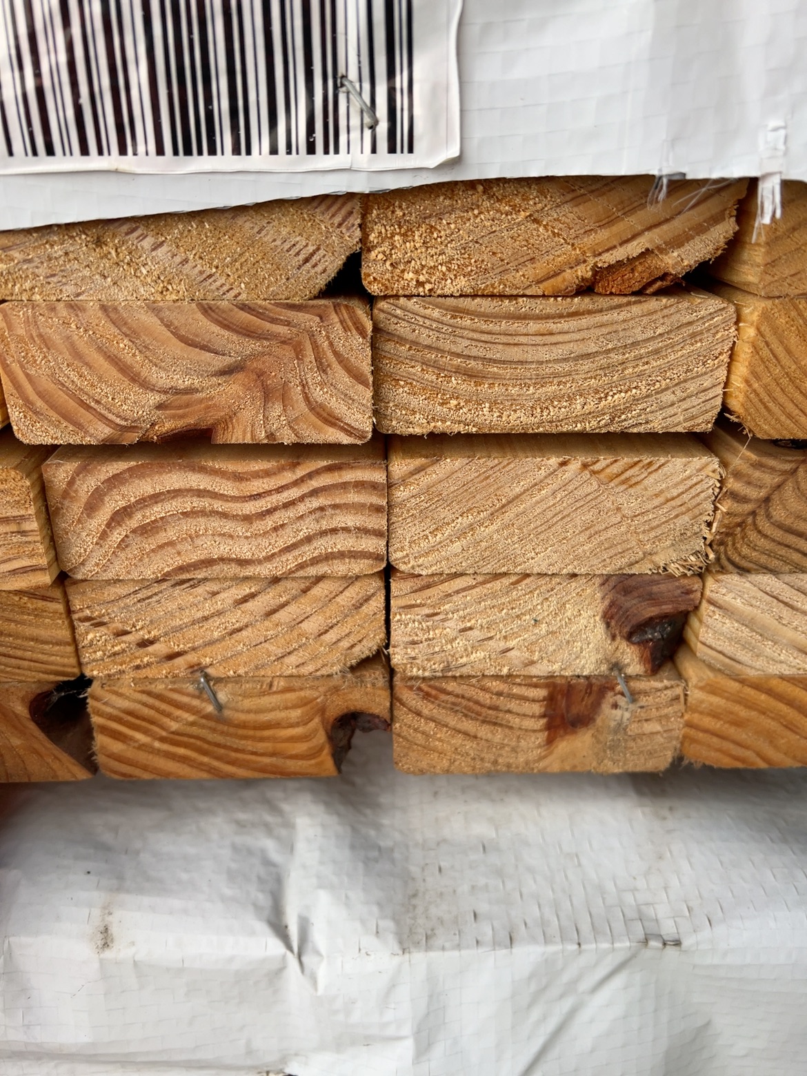 90X35 L3 MGP10 TREATED PINE-71/4.2 (THIS PACK IS AGED STOCK AND SOLD AS IS) 90X35 L3 MGP10 TREATED PINE-71/4.2 (THIS PACK IS AGED STOCK AND SOLD AS IS)