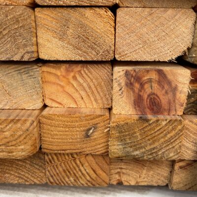70X45 L3 MGP10 TREATED PINE-69/4.2 (THIS PACK IS AGED STOCK AND SOLD AS IS)