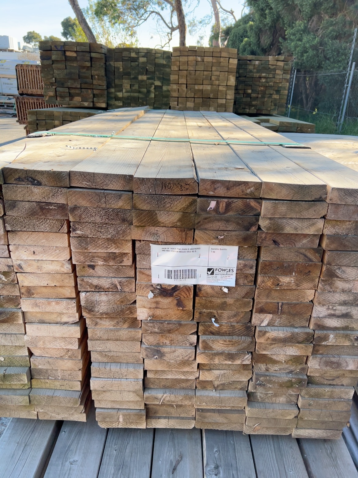 PACK OF 140X35 PINE (PACK IS WEATHERED AND MAY CONTAIN MOULD) SOLD AS IS PACK OF 140X35 PINE (PACK IS WEATHERED AND MAY CONTAIN MOULD) SOLD AS IS