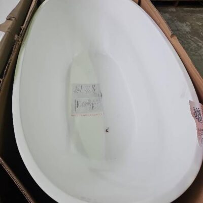 NEW 1700MM MATTE WHITE FREESTANDING OVAL BATH, MWBT-S-1700 NEW 1700MM MATTE WHITE FREESTANDING OVAL BATH, MWBT-S-1700
