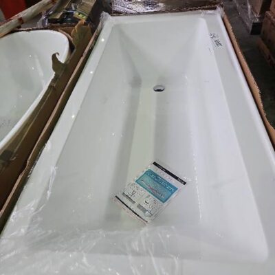 NEW FIENZA SENTOR 1650MM CORNER BATH SOLD AS IS NO WARRANTY
