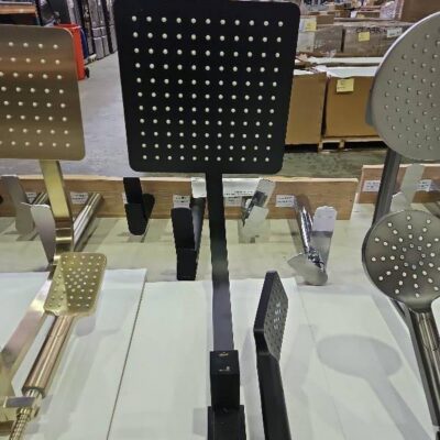 EX SHOWROOM DISPLAY BOARD - MATTE BLACK SHOWER RAIL SHW33RMB