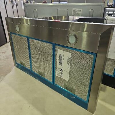 EX SHOWROOM DISPLAY - WHIRLPOOL WPCS90AS CHIMENY RANGEHOOD 900MM, SOLD AS IS NO WARRANTY
