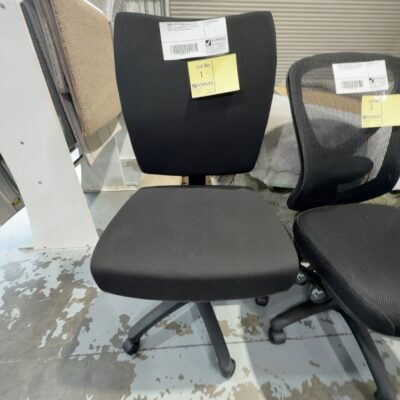 SAMPLE - BLACK FABRIC HIGH BACK OFFICE CHAIR, ADJUSTABLE HEIGHT, TILT & BACKREST WEIGHT 130KG, RRP$229 SOLD AS IS