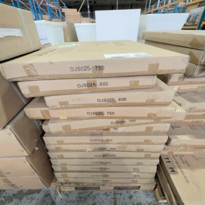 PALLET OF ASSORTED BATHROOM MIRRORS IN VARIOUS SIZES, 600/750/900 AND 1200MM