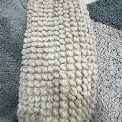 EX DISPLAY RUG - APPROX SIZE 150CM - 160CM WIDE X 210CM - 230CM LONG EX DISPLAY RUG - APPROX SIZE 150CM - 160CM WIDE X 210CM - 230CM LONG