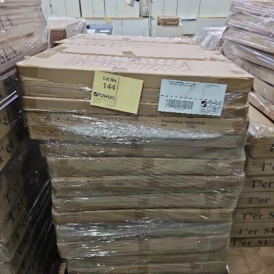 PALLET OF 900MM BASE CABINETS AND DOORS, WHITE GLOSS 2 PAC FINISH