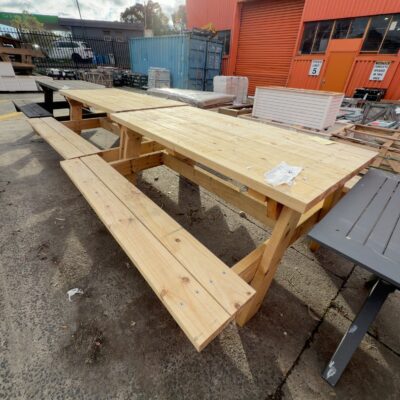 PINE OUTDOOR PICNIC TABLE - LIGHT STAIN