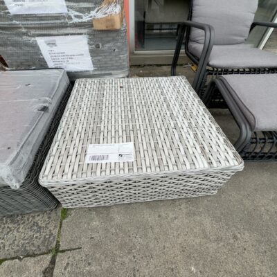 NEW OUTDOOR WHITE RATTAN OTTOMAN RRP$450