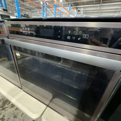 EX DISPLAY WHIRLPOOL W60MPBPSOC 600MM ELECTRIC PYROLYTIC OVEN, WITH 40 DIFFERENT COOKING COMBINATIONS, SOLD AS IS NO WARRANTY