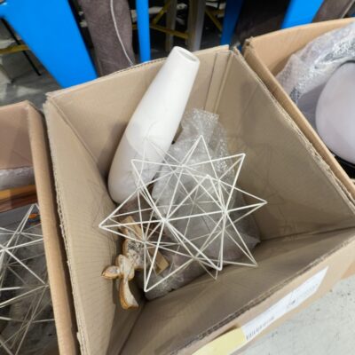 EX STAGING - BOX OF ASSORTED DECORATOR/STAGING ITEMS, SOLD AS IS