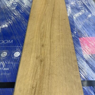 Quick-Step Bloom Brushed Oak Honey (1.873)