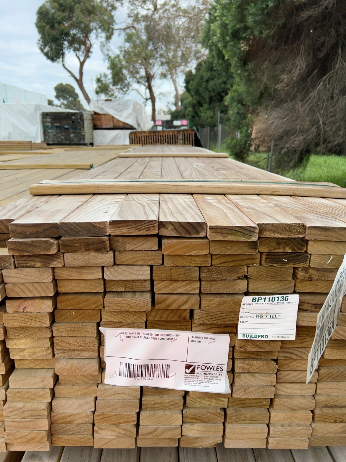 70X22 TAN E H3 TREATED PINE DECKING-170/5.1 (THIS PACK IS AGED STOCK AND SOLD AS IS) 70X22 TAN E H3 TREATED PINE DECKING-170/5.1 (THIS PACK IS AGED STOCK AND SOLD AS IS)