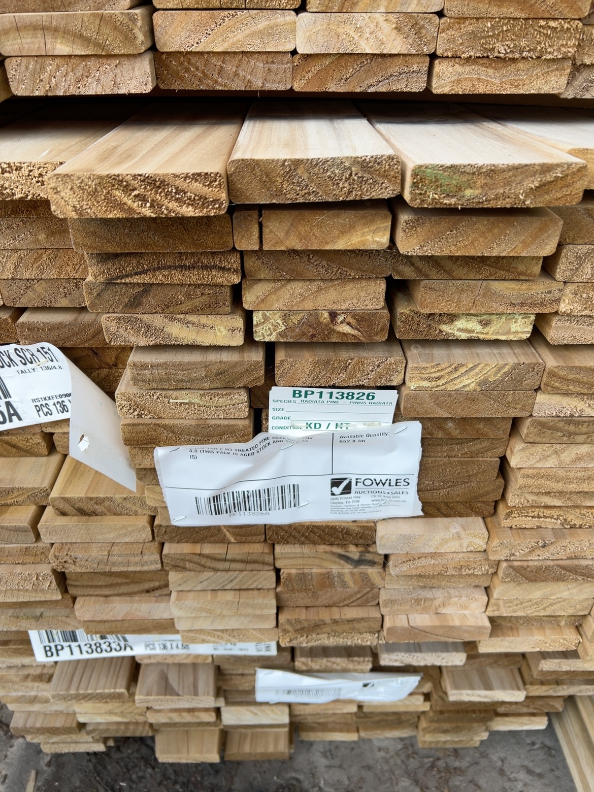 90X22 TAN E H3 TREATED PINE DECKING-136/4.8 (THIS PACK IS AGED STOCK AND SOLD AS IS) 90X22 TAN E H3 TREATED PINE DECKING-136/4.8 (THIS PACK IS AGED STOCK AND SOLD AS IS)