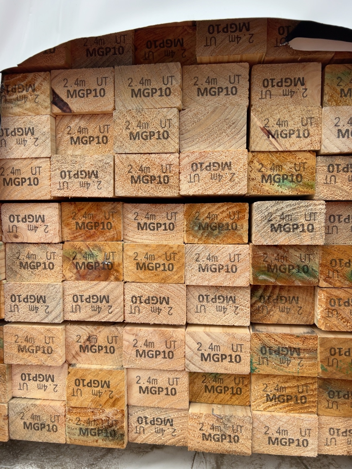 70X45 MGP10 PINE-137/2.4 (THIS PACK IS AGED STOCK AND SOLD AS IS) 70X45 MGP10 PINE-137/2.4 (THIS PACK IS AGED STOCK AND SOLD AS IS)