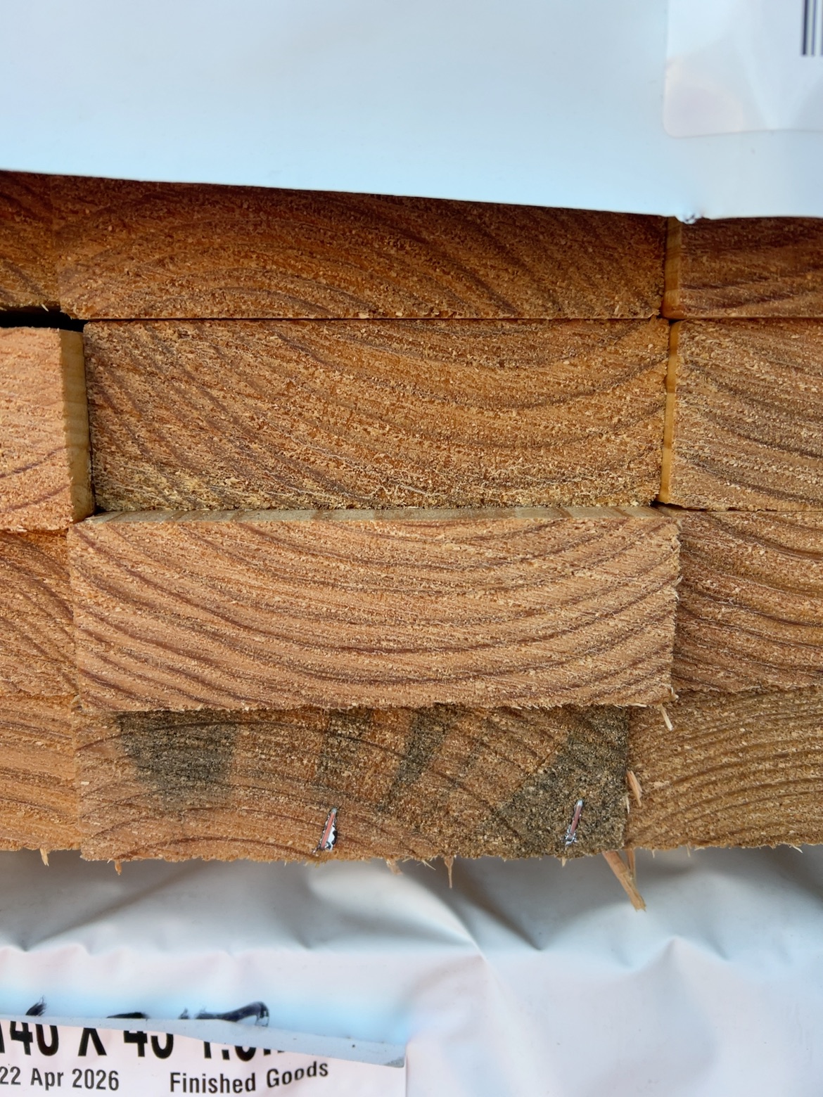 140X45 VE3 MGP10 TREATED PINE-40/1.8 (THIS PACK IS AGED STOCK AND SOLD AS IS) 140X45 VE3 MGP10 TREATED PINE-40/1.8 (THIS PACK IS AGED STOCK AND SOLD AS IS)