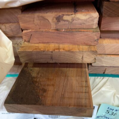 190X35 FEATURE GRADE SPOTTED GUM