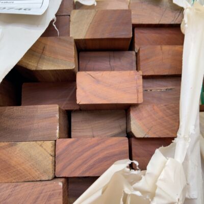 90X45 FEATURE GRADE SPOTTED GUM 90X45 FEATURE GRADE SPOTTED GUM