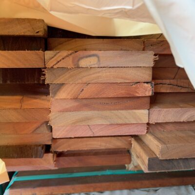 135X19 FEATURE GRADE SPOTTED GUM DECKING- (PACK CONSISTS OF RANDOM SHORT LENGTHS)