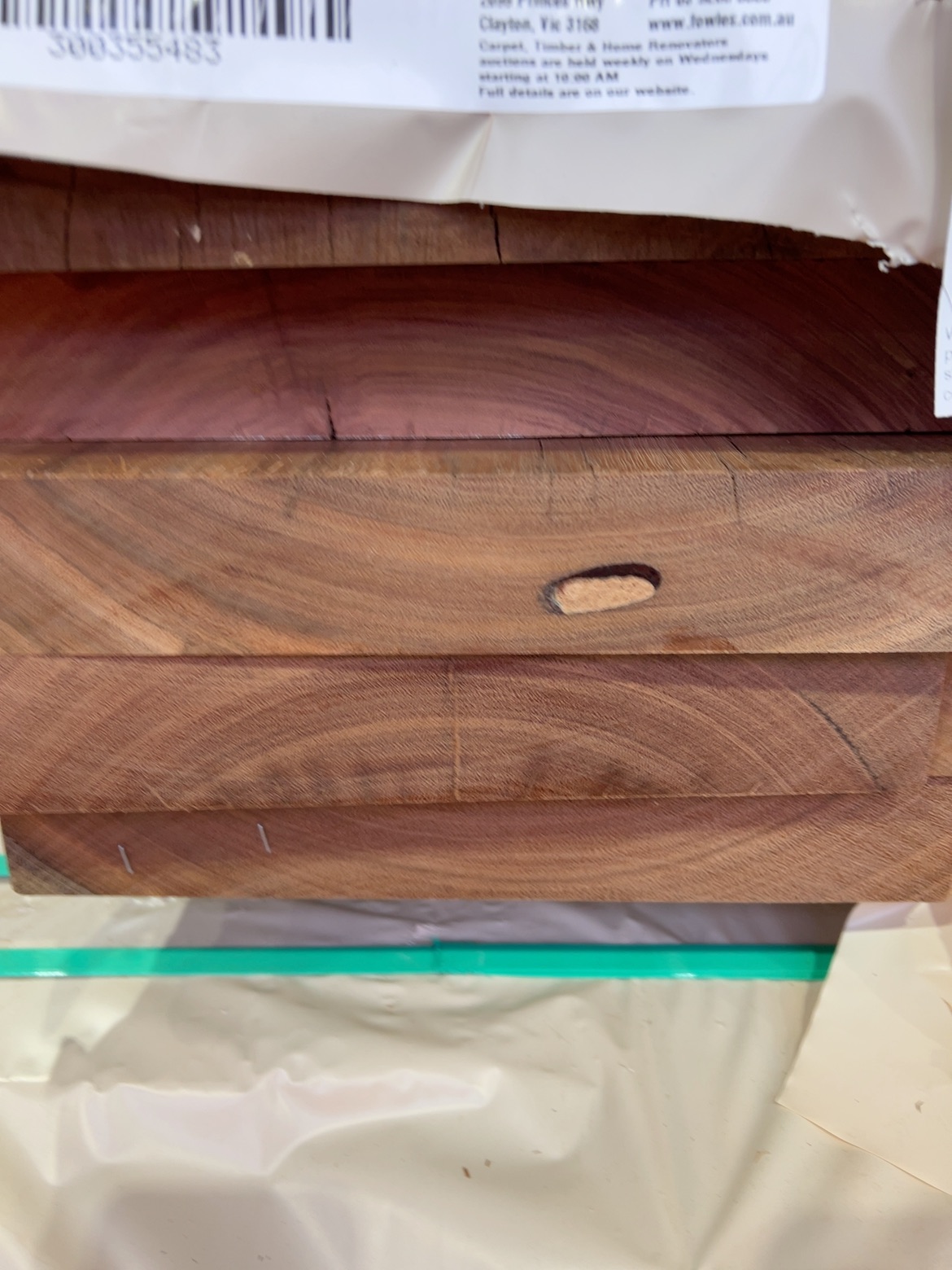 290X45 FEATURE GRADE SPOTTED GUM 290X45 FEATURE GRADE SPOTTED GUM