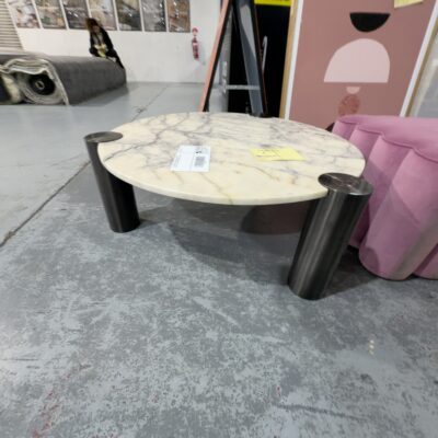 EX STAGING - ROUND MARBLE COFFEE TABLE, CRACK THROUGH MIDDLE,  SOLD AS IS