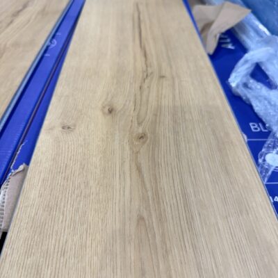 Quick-Step Bloom Brushed Oak Honey (1.873) Quick-Step Bloom Brushed Oak Honey (1.873)